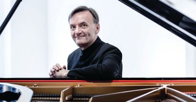 Sir Stephen Hough